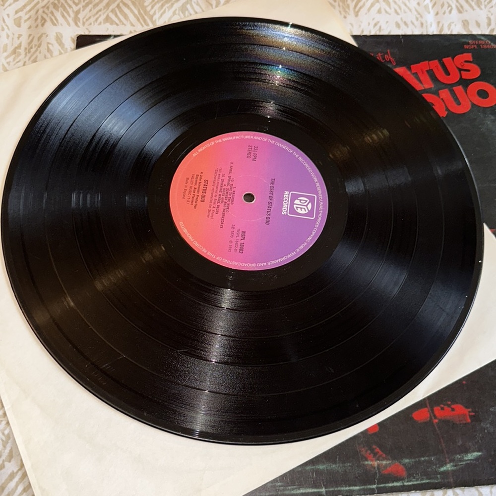 Vintage Status Quo Vinyl Record - Picture 12 of 12